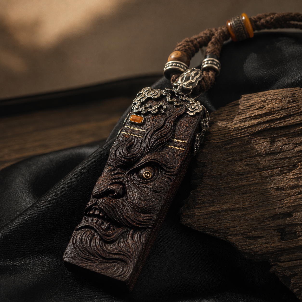 Hand-carved Zhong Kui thunderstruck wood pendant
